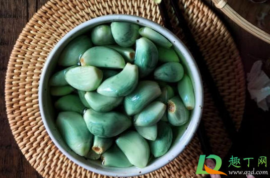 腊八蒜放盐了怎么办(腊八蒜为什么放盐) 腊八蒜放盐了怎么办(腊八蒜为什么放盐)