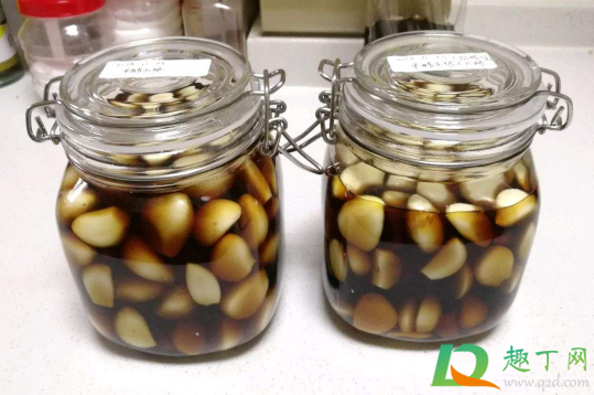 腊八蒜要不要放水(腊八蒜用泡水吗)