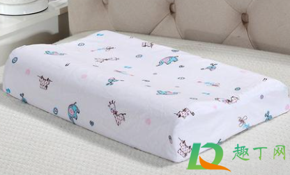 儿童乳胶枕头多大的小孩可以用(宝宝多大可以用乳胶枕头)