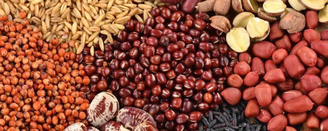 食用八宝粥的好处(八宝粥 好处)