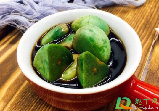 腊八蒜热了绿还是冷了绿(腊八蒜变绿是否与温度有关系)