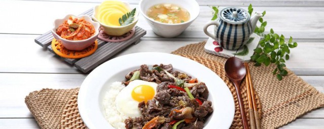 孕期适合吃的食物(怀孕期间适合吃的食物)