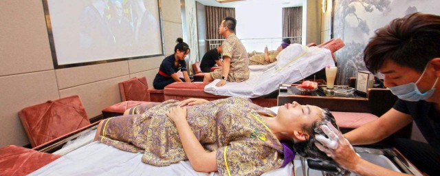 发烧洗头要注意什么(发烧的时候洗头好吗)