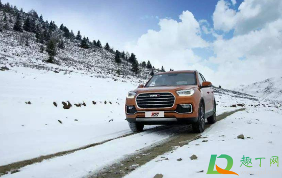 下雪天开车开几驱(下雪天开后驱车)