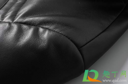 绵羊皮羽绒服沾油怎么处理(羽绒服沾上油怎么处理)