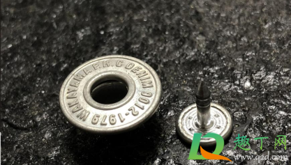 牛仔裤扣子影响做核磁共振吗(核磁共振牛仔裤扣子金属对身体有危险吗) 牛仔裤扣子影响做核磁共振吗(核磁共振牛仔裤扣子金属对身体有危险吗)