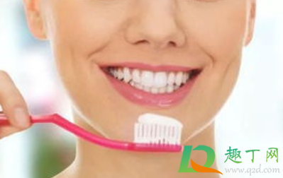 牙龈长脓包可以挑破吗(牙龈鼓包有脓可以挑破吗) 牙龈长脓包可以挑破吗(牙龈鼓包有脓可以挑破吗)