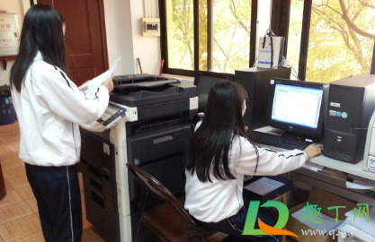 复印机的纸卡住了不出来怎么办(复印机如果纸带卡住怎么办) 复印机的纸卡住了不出来怎么办(复印机如果纸带卡住怎么办)