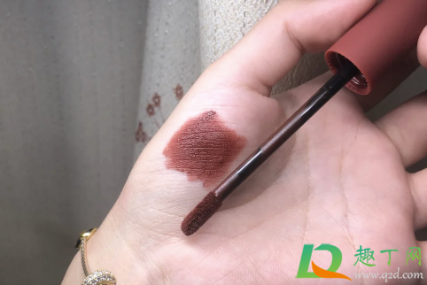 3ce红梨色和砖红色哪个好看(3ce砖红色好看吗)