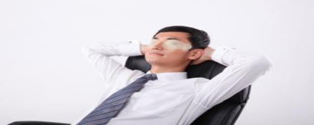 吸引人的眼贴广告词(推销眼贴的广告词)