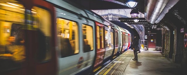 这些物品不得带入车内(不能带上车的物品)