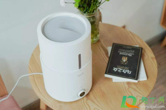 加湿器是开暖气的时候用的吗(开暖气用加湿器有用吗)