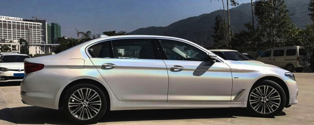 怎么解决汽车电瓶亏电(车辆电瓶亏电怎么办)