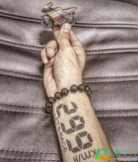 299纹身是什么梗(纹身299爆表图案什么意思) 299纹身是什么梗(纹身299爆表图案什么意思)