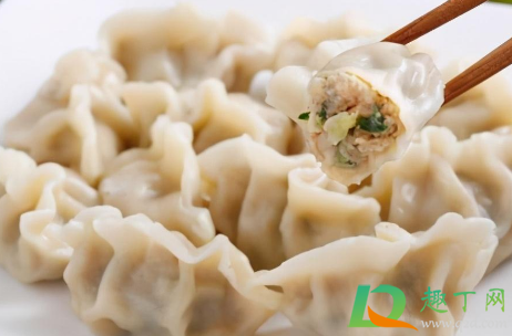 水饺是否水开了下饺子(是水开了下饺子还是水不开下饺子)