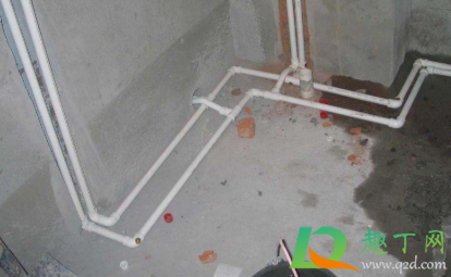 水管接缝处漏水怎么修(给水管漏水怎么修)