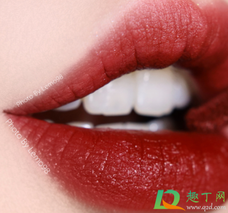 3cespeak up和阿玛尼415像吗