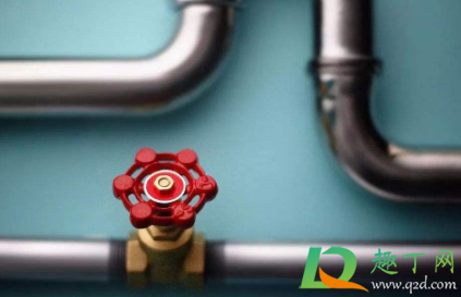 水管接缝处漏水怎么修(给水管漏水怎么修)