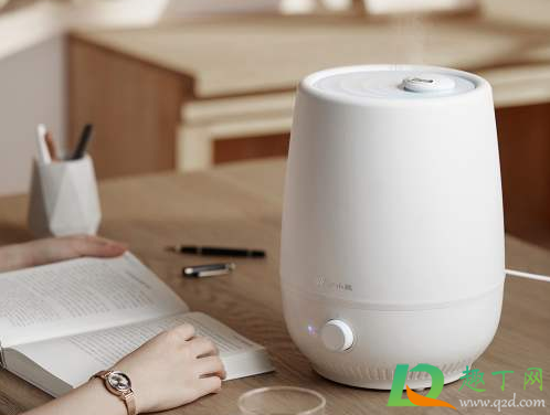 加湿器在房间几分钟最好对身体(加湿器每晚用多久)