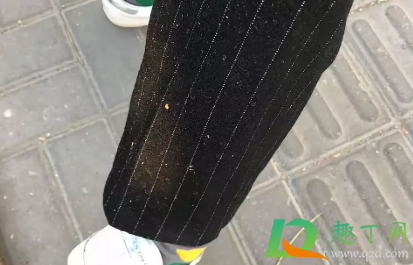 裤子上甩上泥点子如何快速去除(裤子弄上泥点怎么办) 裤子上甩上泥点子如何快速去除(裤子弄上泥点怎么办)