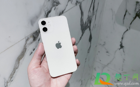 苹果12mini手感怎么样(苹果12mini怎么样值得入手吗)