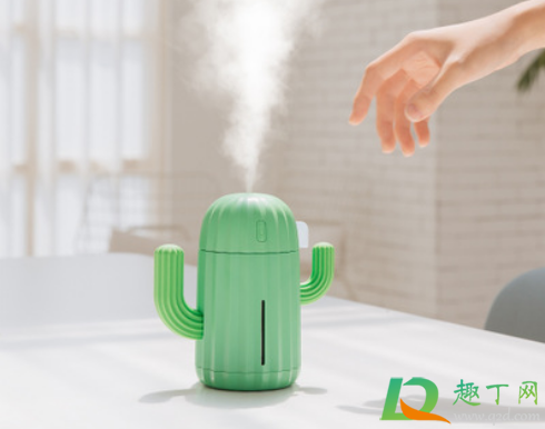 加湿器每次都得加满水吗(加湿器里放满水可以用多久)