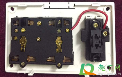 插座上标的LN是什么意思(插座接口标有l和n是什么意思) 插座上标的LN是什么意思(插座接口标有l和n是什么意思)