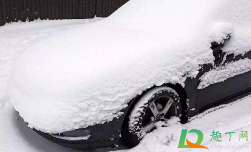 下雪汽车要不要罩起来(下雪车要不要罩衣) 下雪汽车要不要罩起来(下雪车要不要罩衣)