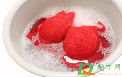 文胸可以烫烫洗吗(文胸用冷水还是热水洗) 文胸可以烫烫洗吗(文胸用冷水还是热水洗)