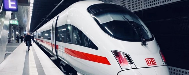 坐火车注意事项(带一岁宝宝坐火车注意事项)