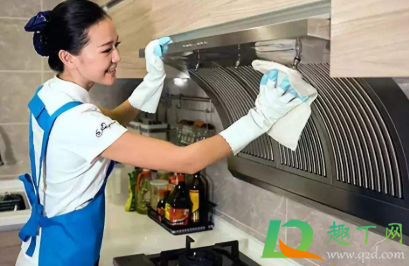 油烟机突然不转了什么原因(油烟机转了一会儿不转了是什么原因)