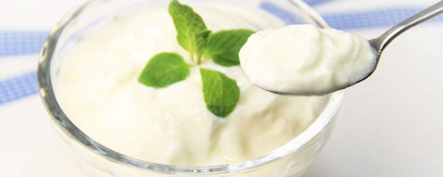 什么是酸奶(什么是酸奶疙瘩)