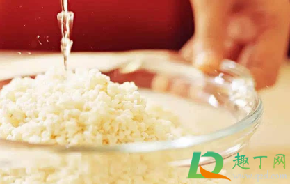 做酒酿用什么容器好(自己酿酒用什么容器储存好)