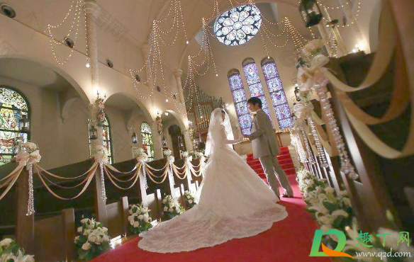 2020年平安夜结婚好还是圣诞节结婚好(2020年的平安夜和圣诞节) 2020年平安夜结婚好还是圣诞节结婚好(2020年的平安夜和圣诞节)