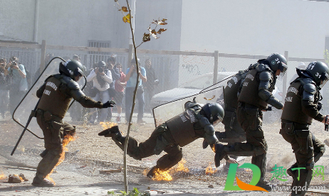 如果身上着火应该怎么处理(如果身上着火应该怎么处理?)