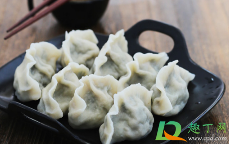 水饺是否水开了下饺子(是水开了下饺子还是水不开下饺子)