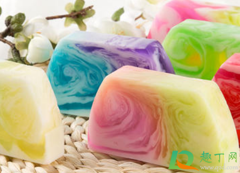 自制手工皂如何快速凝固(手工皂教程)