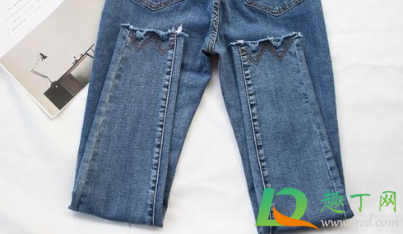 牛仔裤如何锁毛边(毛边裤脚怎么锁边)