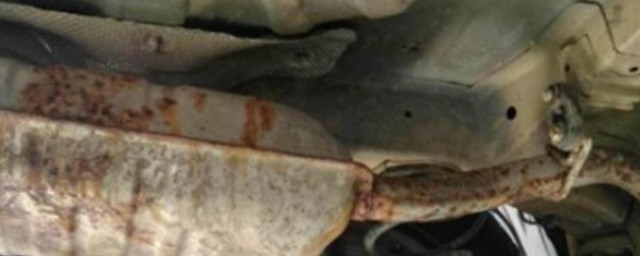 底盘装甲的问题(底盘装甲后悔了)