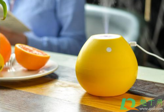 加湿器可以对着鼻子吹吗(加湿器对着头吹好吗)