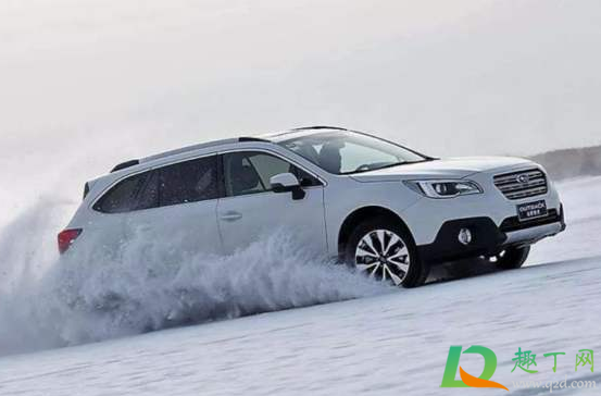 下雪天开车前驱好还是后驱好(下雪天前驱车好还是后驱车好用)