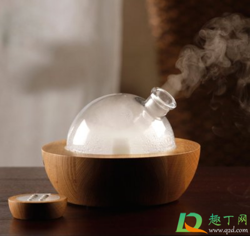 加湿器为什么越用声音越大(加湿器用一段时间为什么会声音变大)