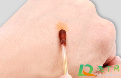 伤口有脏东西怎么处理(伤口很脏怎么处理)