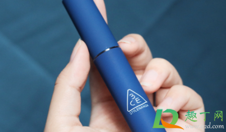 3cespeak up和阿玛尼415像吗