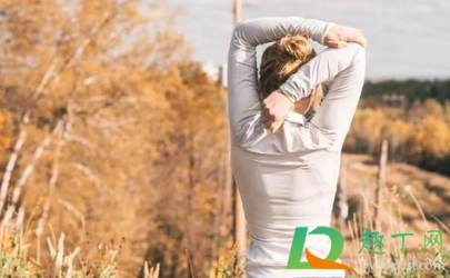 长跑出现胸闷怎么处理(长跑后胸闷是正常现象吗)