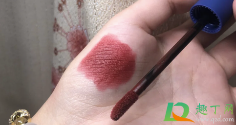 3ce红梨色和砖红色哪个好看(3ce砖红色好看吗)