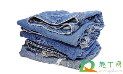 牛仔裤会缩水还是越洗越松(牛仔裤每次洗都会缩水吗)