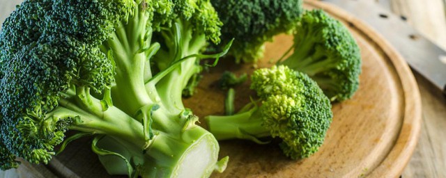 西兰花为什么会变黄(西兰花为什么会发黄)