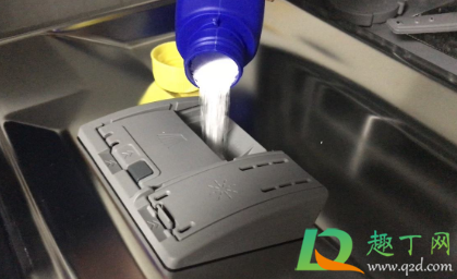 有涂层的锅能用洗碗机洗吗(洗碗机可以洗有涂层的锅吗)