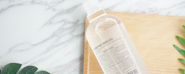 护肤品使用步骤是怎样的(护肤品一般使用步骤)